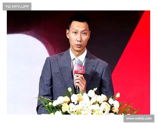 央视宣布易建联复出引发热议 网友评论分化意见激烈 央视宣布易建联复出引发热议 网友评论分化意见激烈